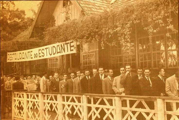 Restaurante do Estudante, em Curitiba - 1947