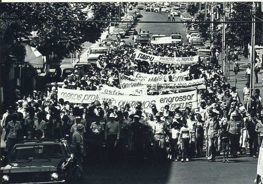 A marcha dos desapropriados de Itaipu - Abril de 1981