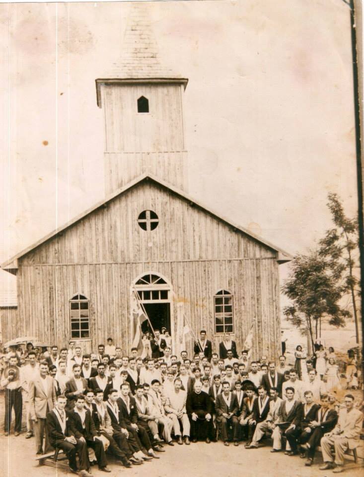 Congregação Mariana, em Cafeara - 1957