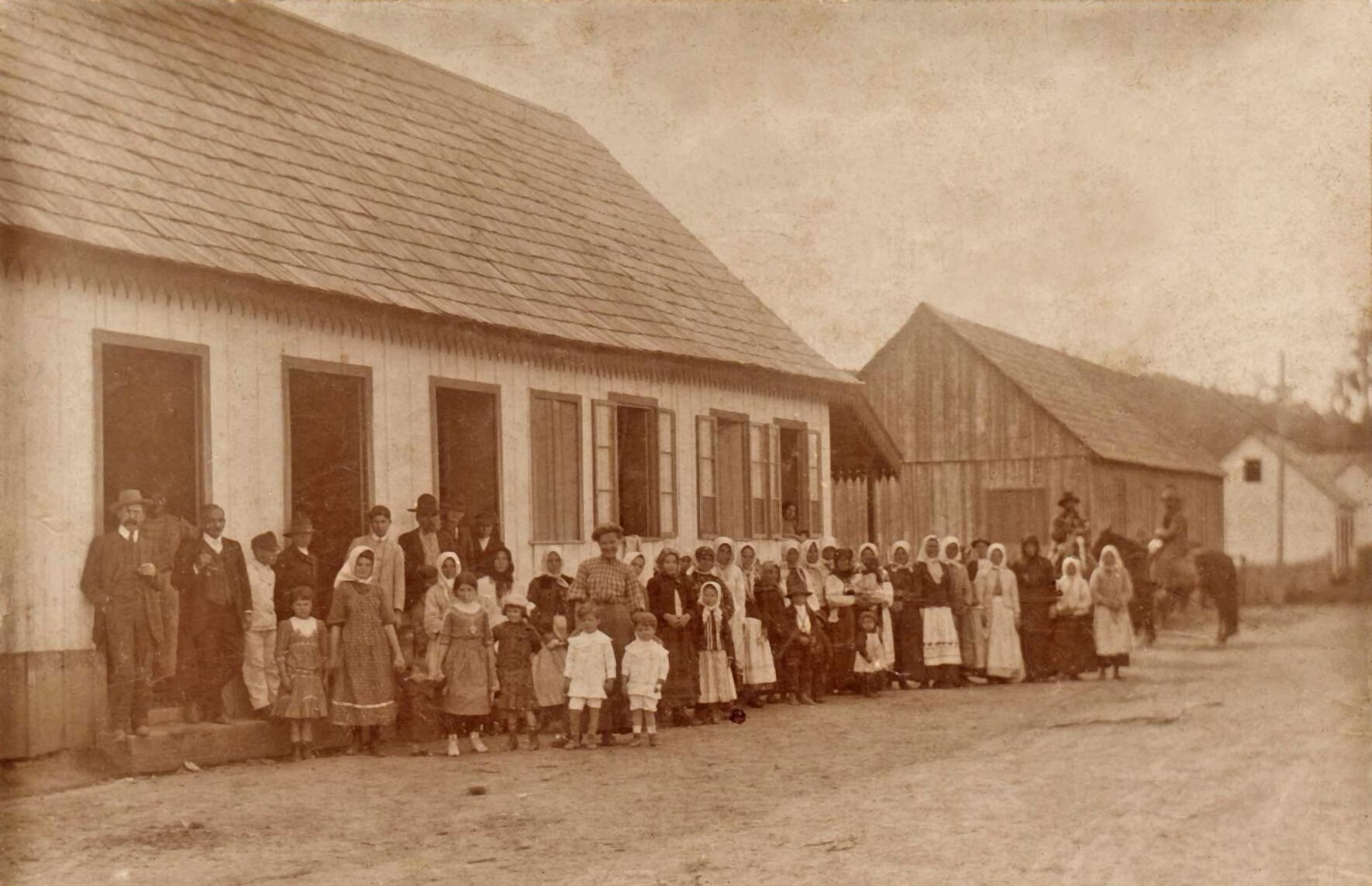 Colônia Gonçalves Júnior, em Irati - 1908