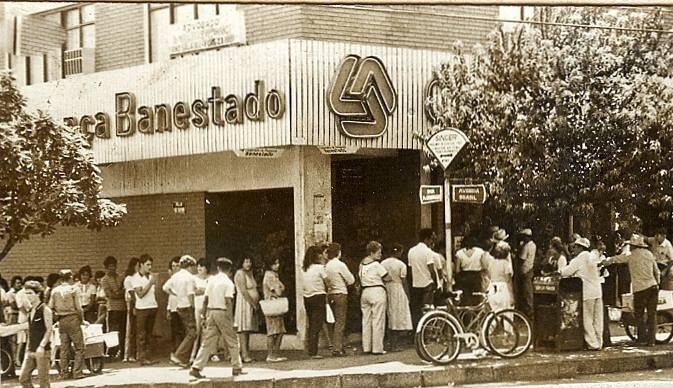 Sede do Banestado, em Cascavel - 1985