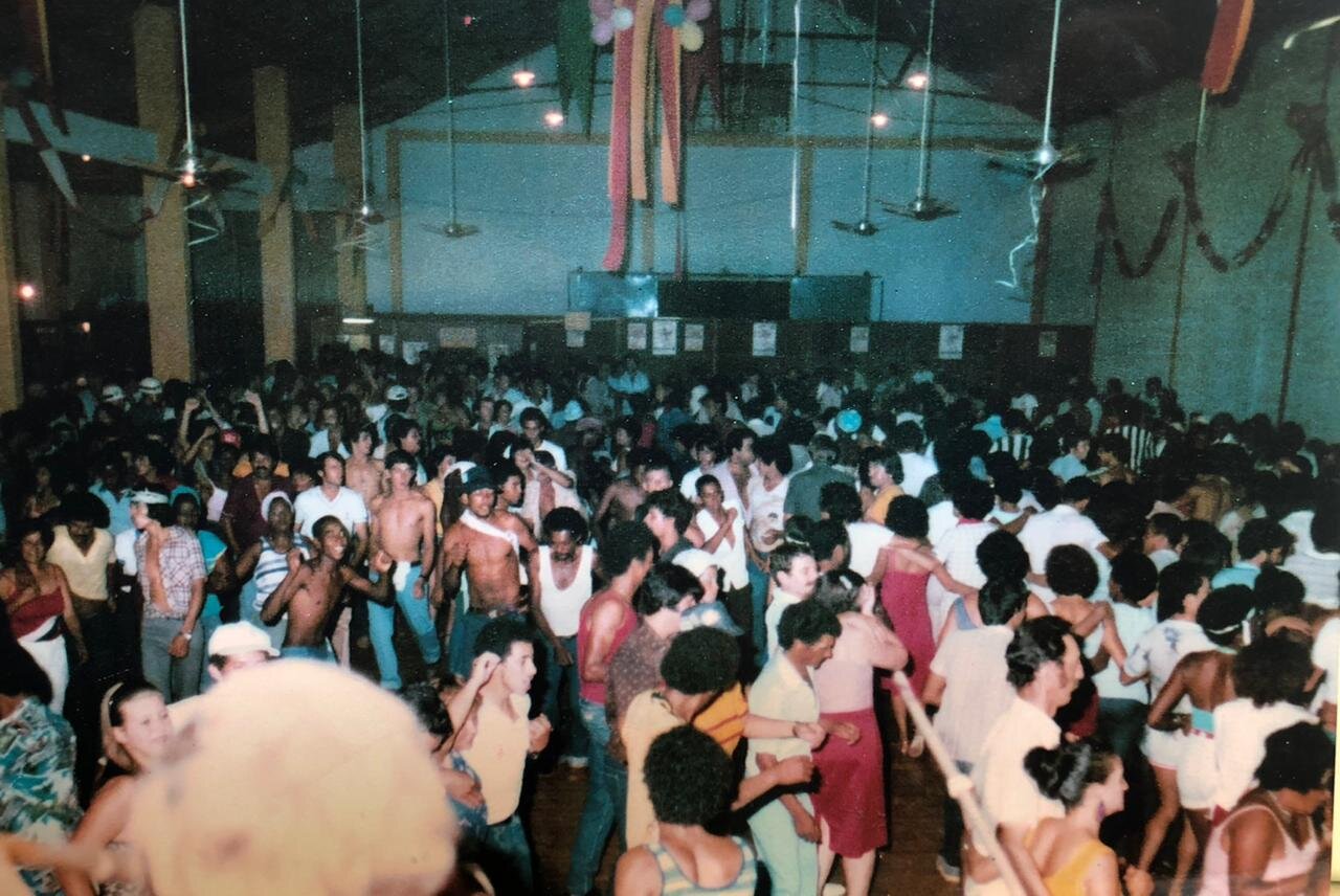 Carnaval no Clube Atlântico, em Maringá - Década de 1980