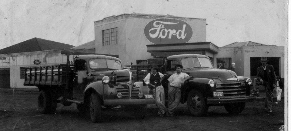 Praça Interventor Manoel Ribas, em Apucarana - Década de 1950